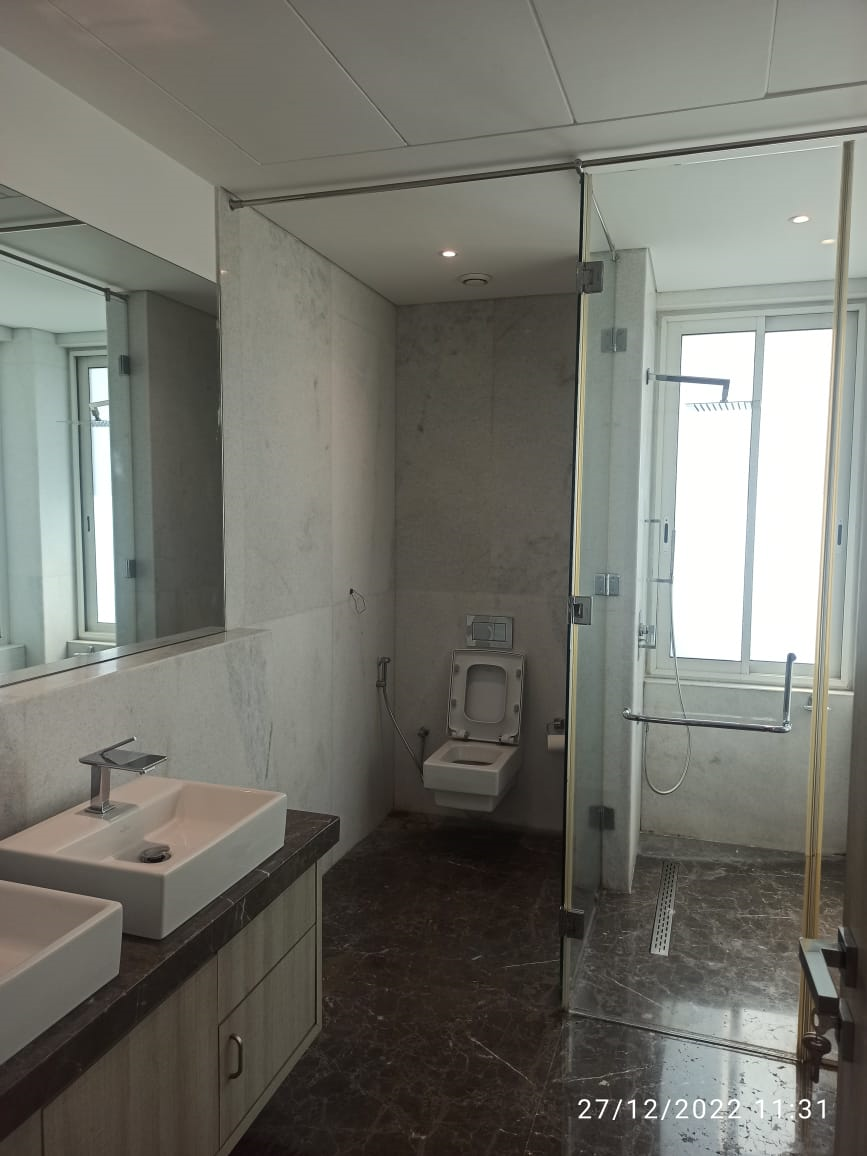 5 BHK Flat for Sale in Lower Parel - One Avighna Park