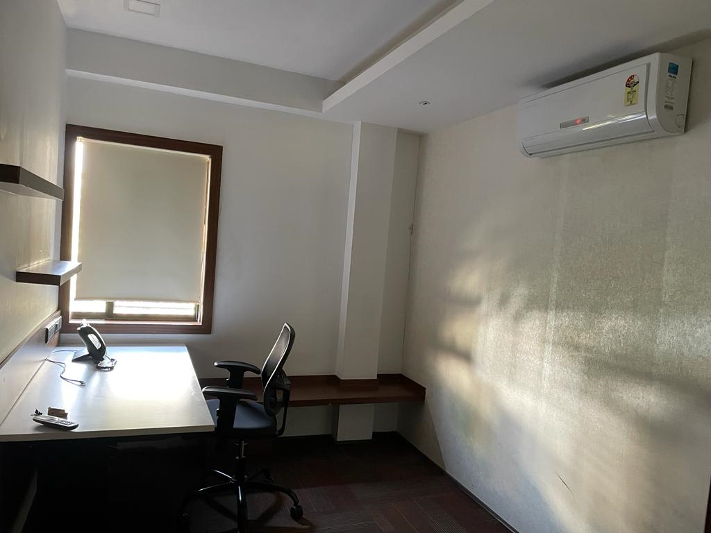 Office Space Office on Rent in Worli - Kakad Chambers