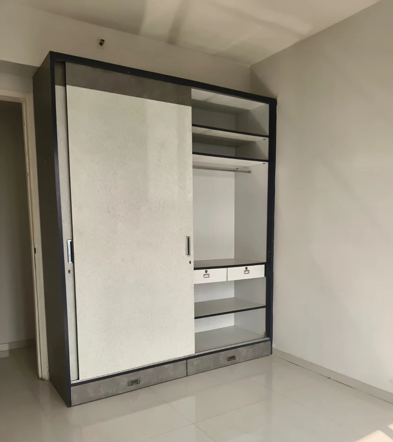2 - Rustomjee Seasons, Bandra East