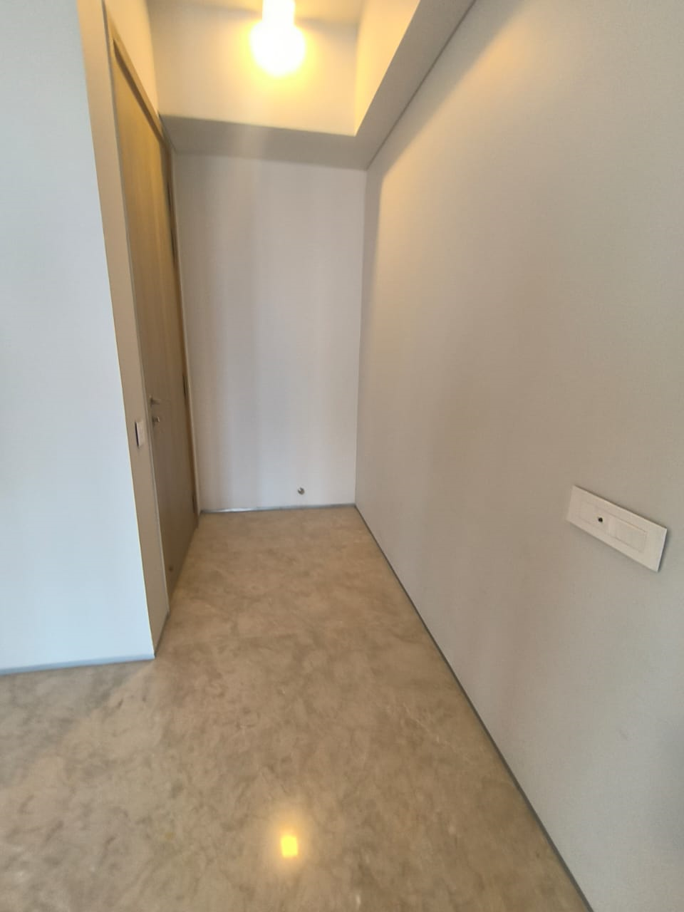 3 BHK Flat on Rent in Bandra East - Rustomjee Seasons