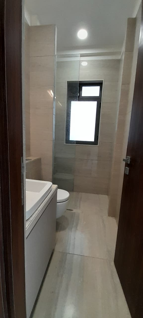 4 BHK Flat on Rent in Santacruz West - Anand Bhuvan