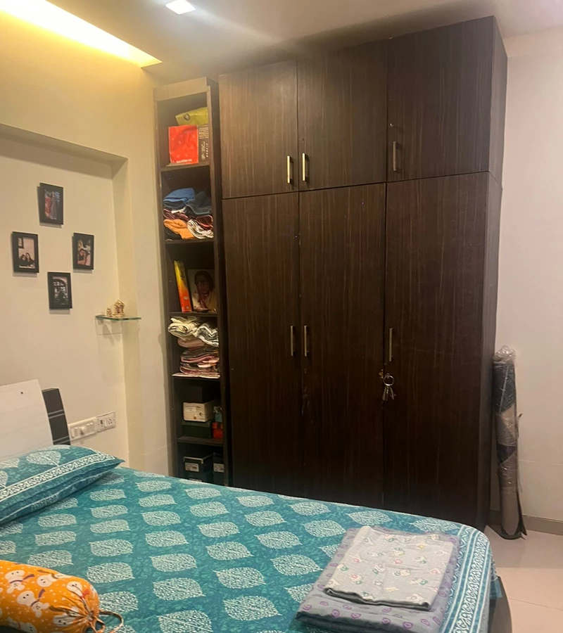 P9 - Pinnacle Gold, Bandra West