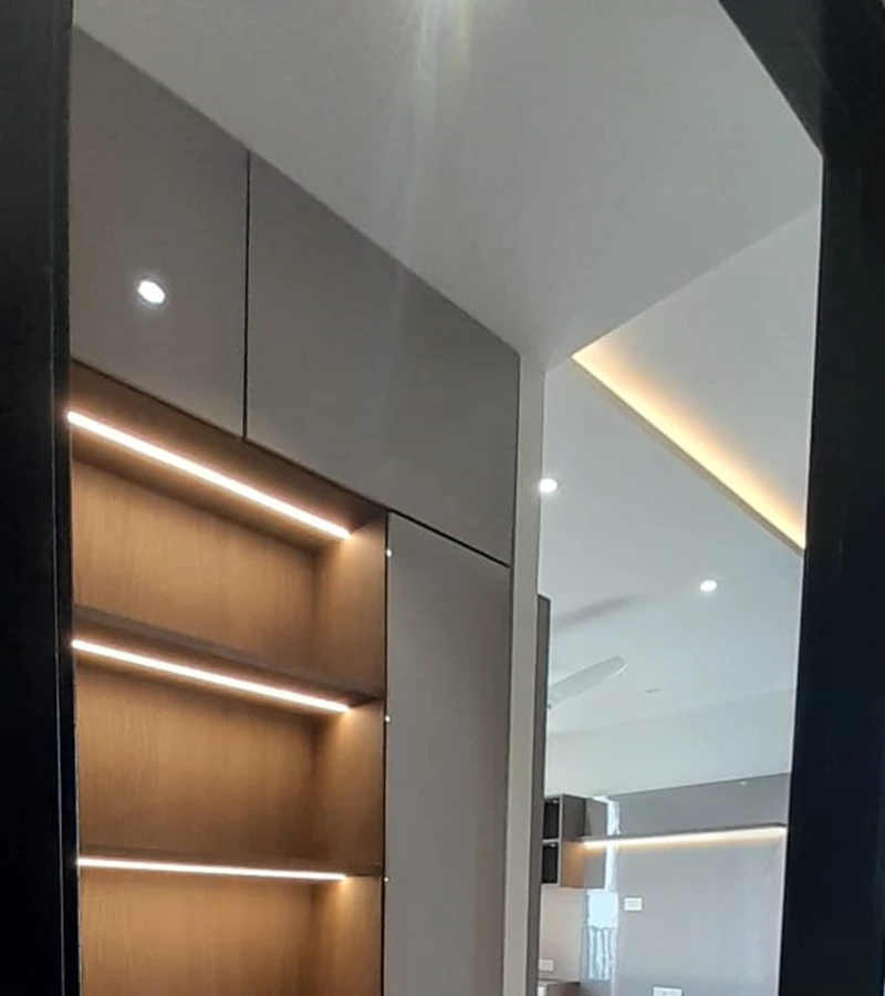 7 - Oberoi Sky City, Borivali East