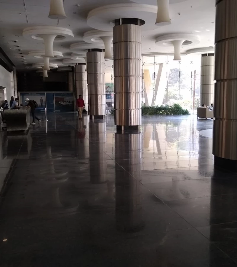 10 - Omkar Summit Business Bay, Andheri East