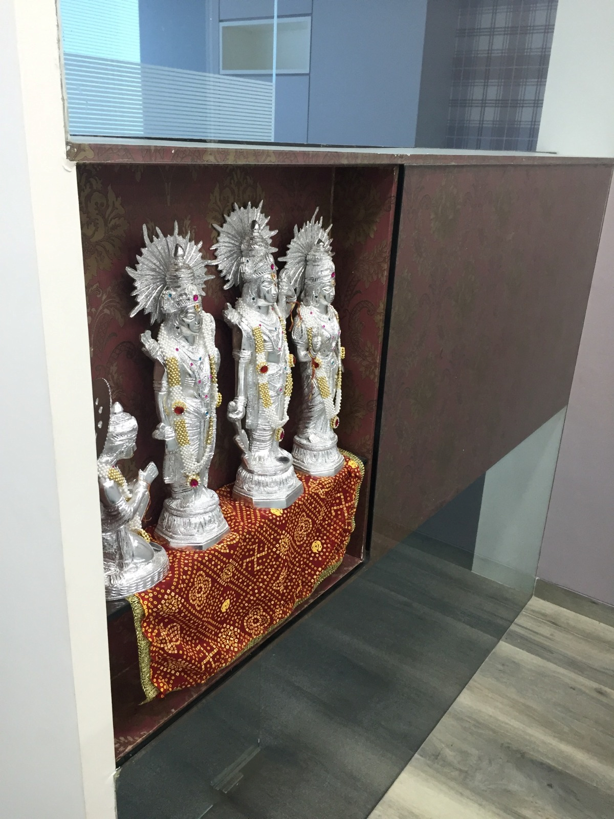 Omkar Summit Business Bay