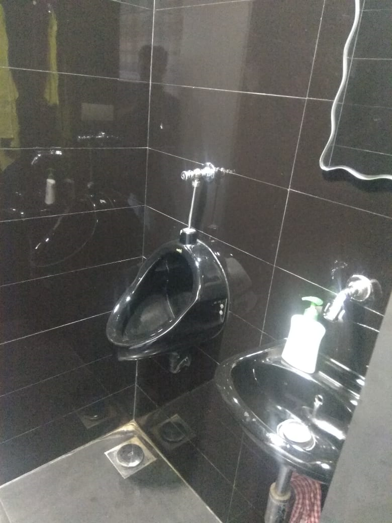 Omkar Summit Business Bay