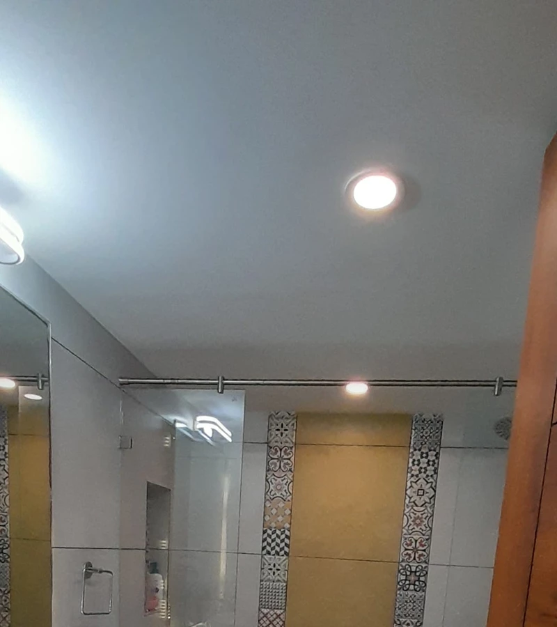5 - Riviera, Juhu