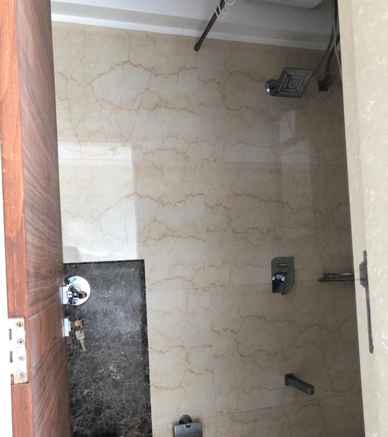 27 - Shiv Asthan Heights Apartment, Bandra West
