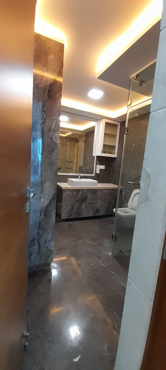 1 - Joy Legend, Khar West