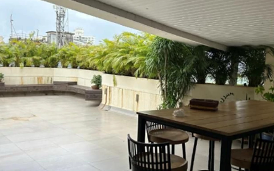 4 - Acropolis, Colaba