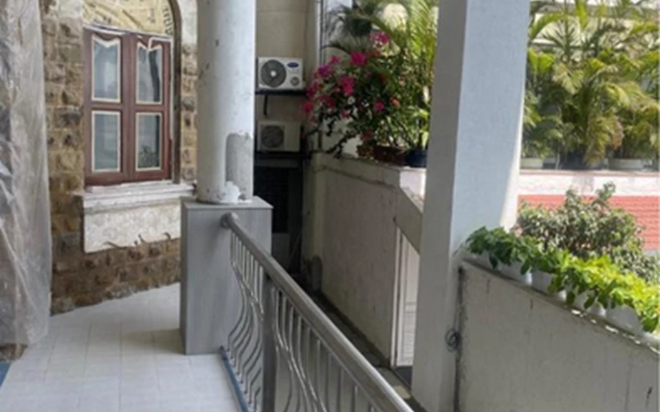 2 - Gold Croft, Walkeshwar