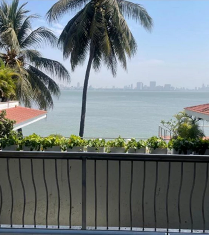 4 - Gold Croft, Walkeshwar