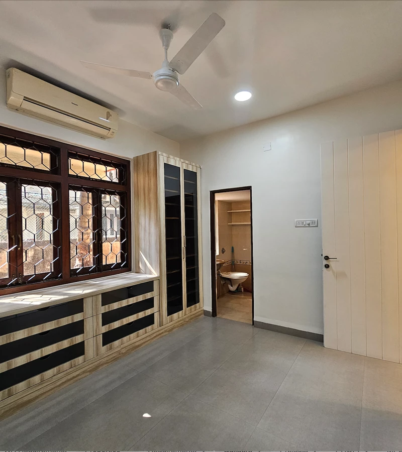 10 - Crescent, Bandra West