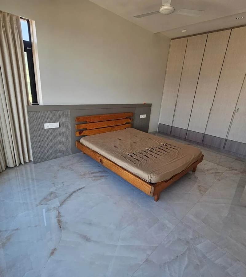 13 - Aum Nirvan, Khar West
