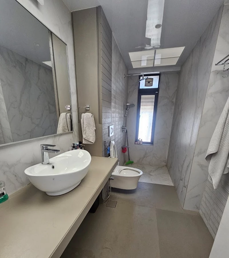 23 - Aum Nirvan, Khar West