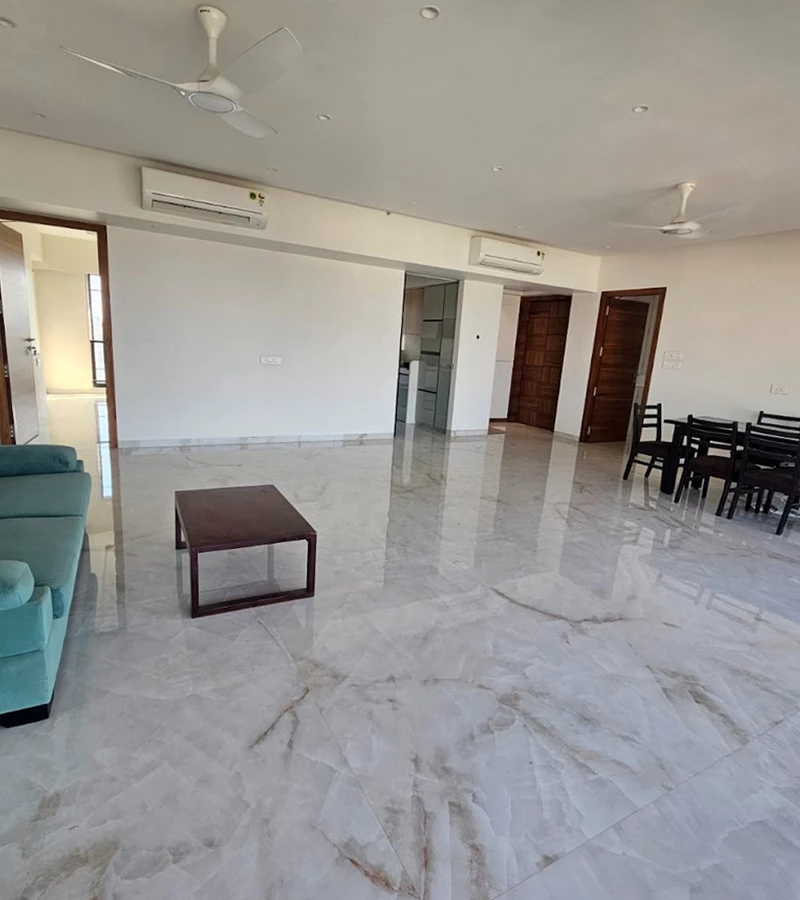 4 - Aum Nirvan, Khar West