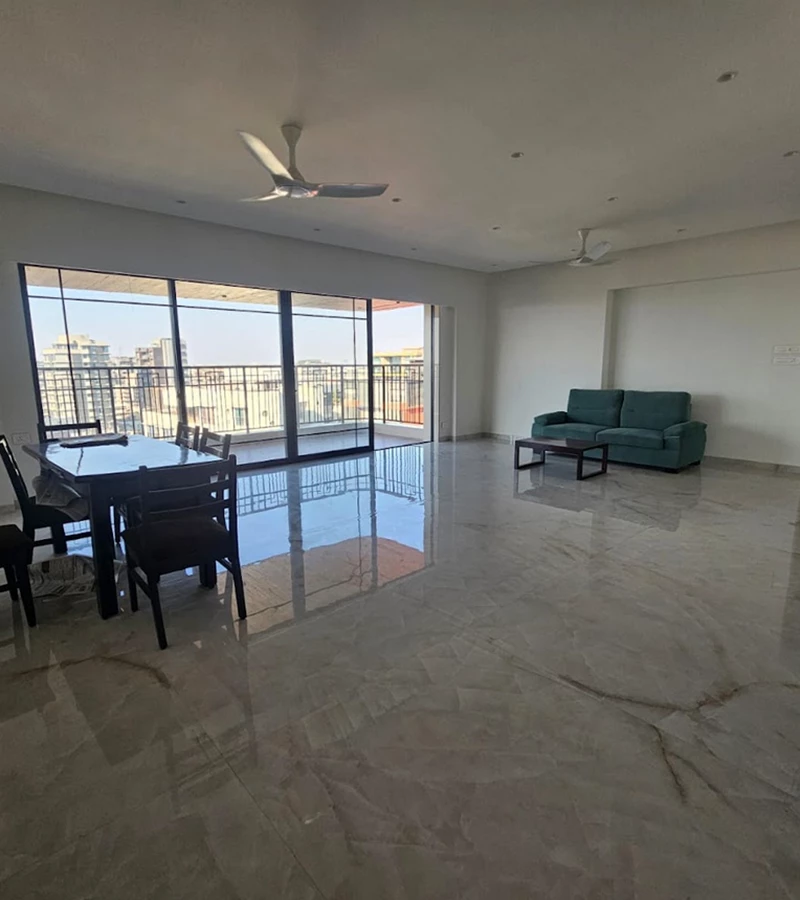 5 - Aum Nirvan, Khar West