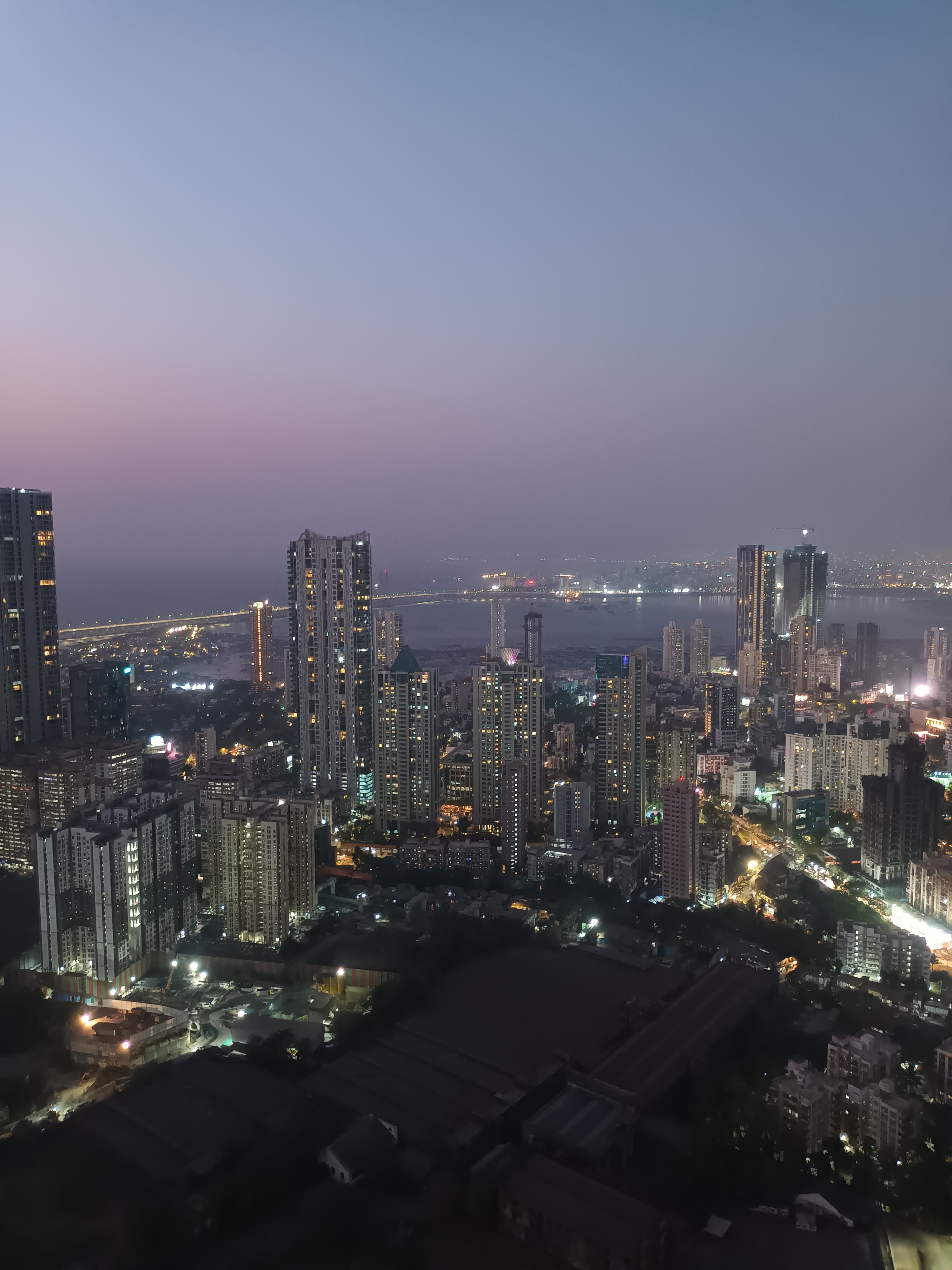 16 - Trump Tower, Worli