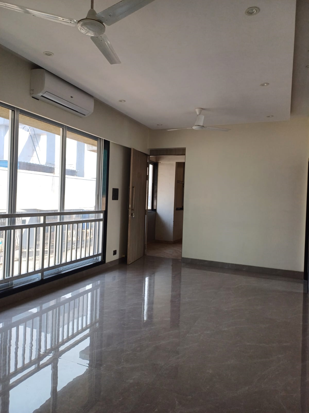 2 - Golden Peak, Khar West