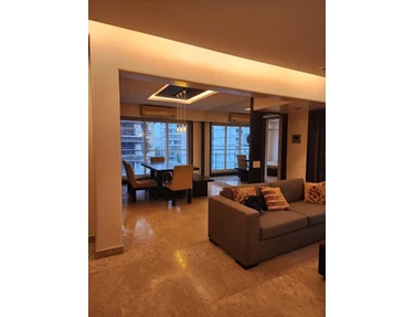 23 - Golden Peak, Khar West