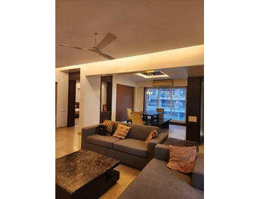 25 - Golden Peak, Khar West