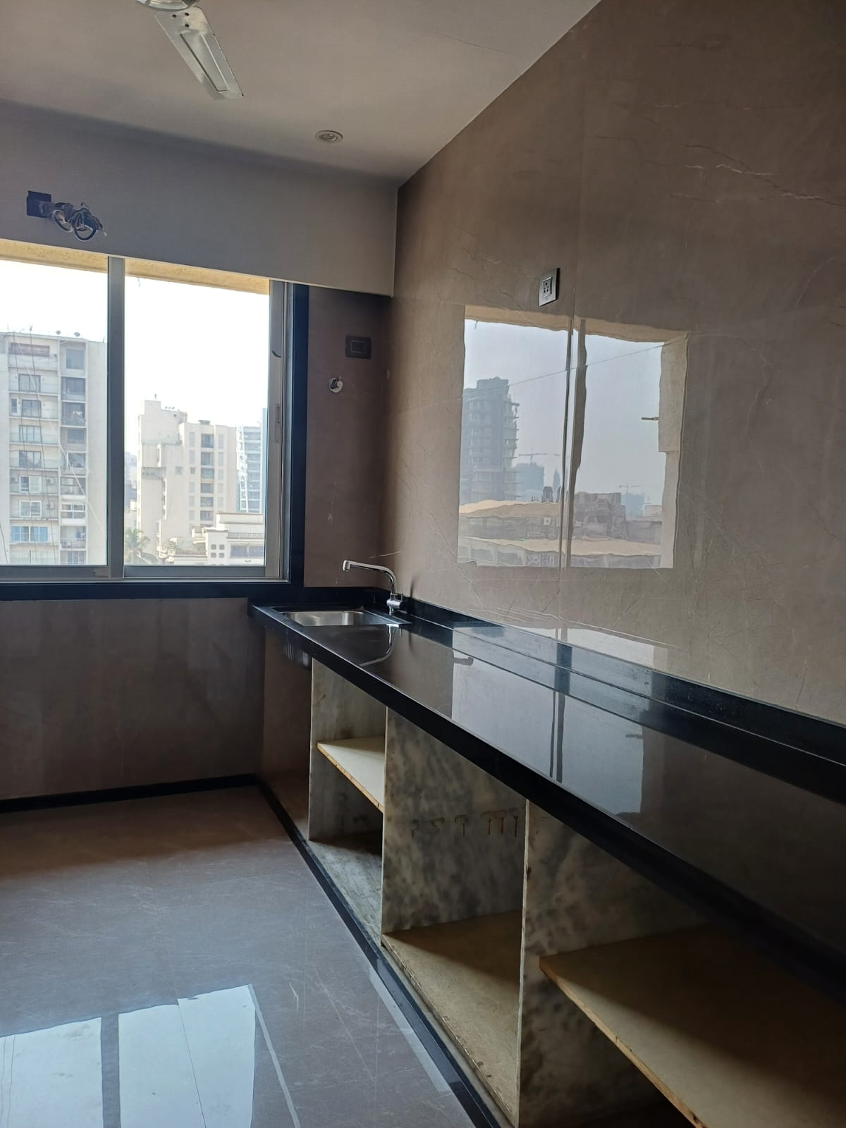 8 - Golden Peak, Khar West