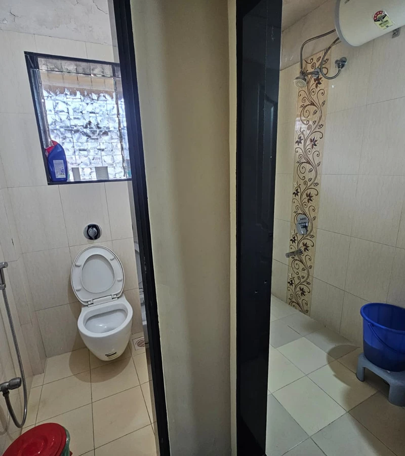 8 - Flamingo Apartments, Bandra West