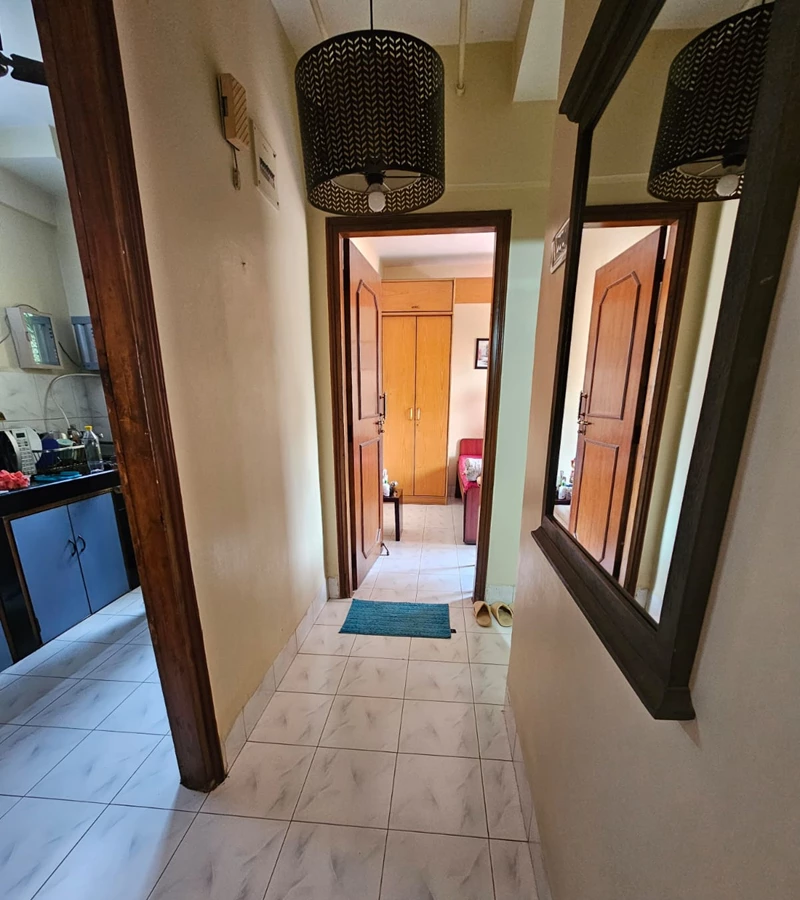 9 - Flamingo Apartments, Bandra West