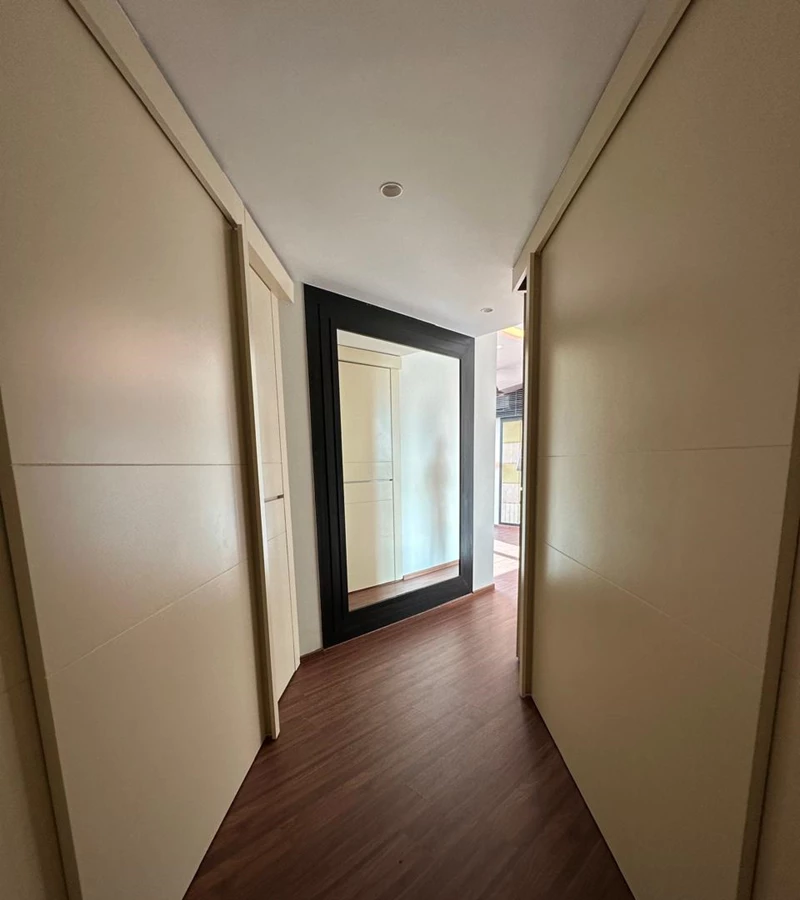 1 - Imperial Towers, Tardeo
