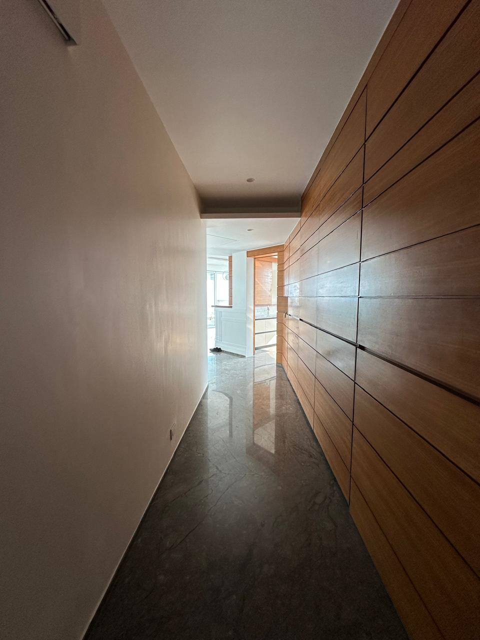 3 BHK Flat on Rent in Tardeo - Imperial Towers