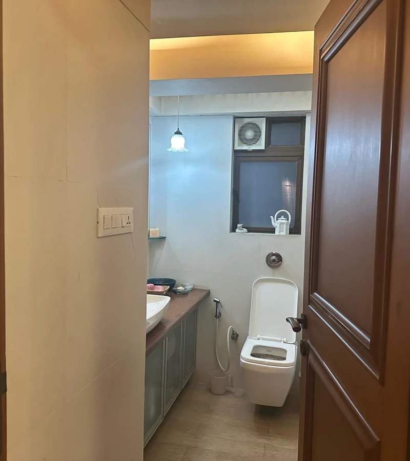 18 - Ekta Everglades, Bandra West