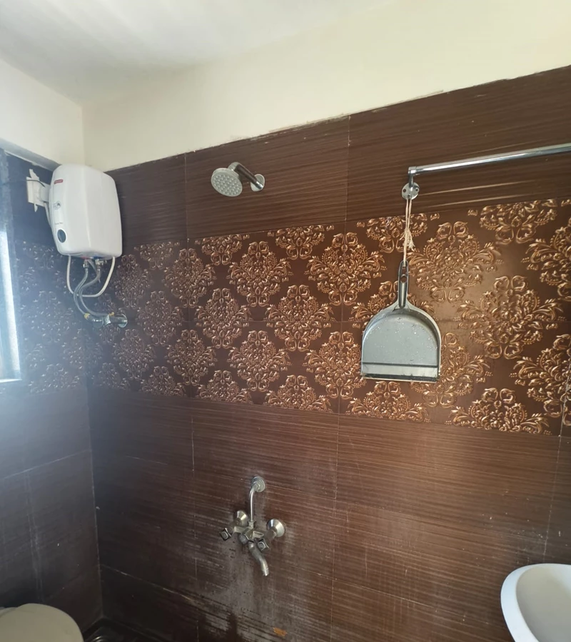 11 - Marina, Bandra West