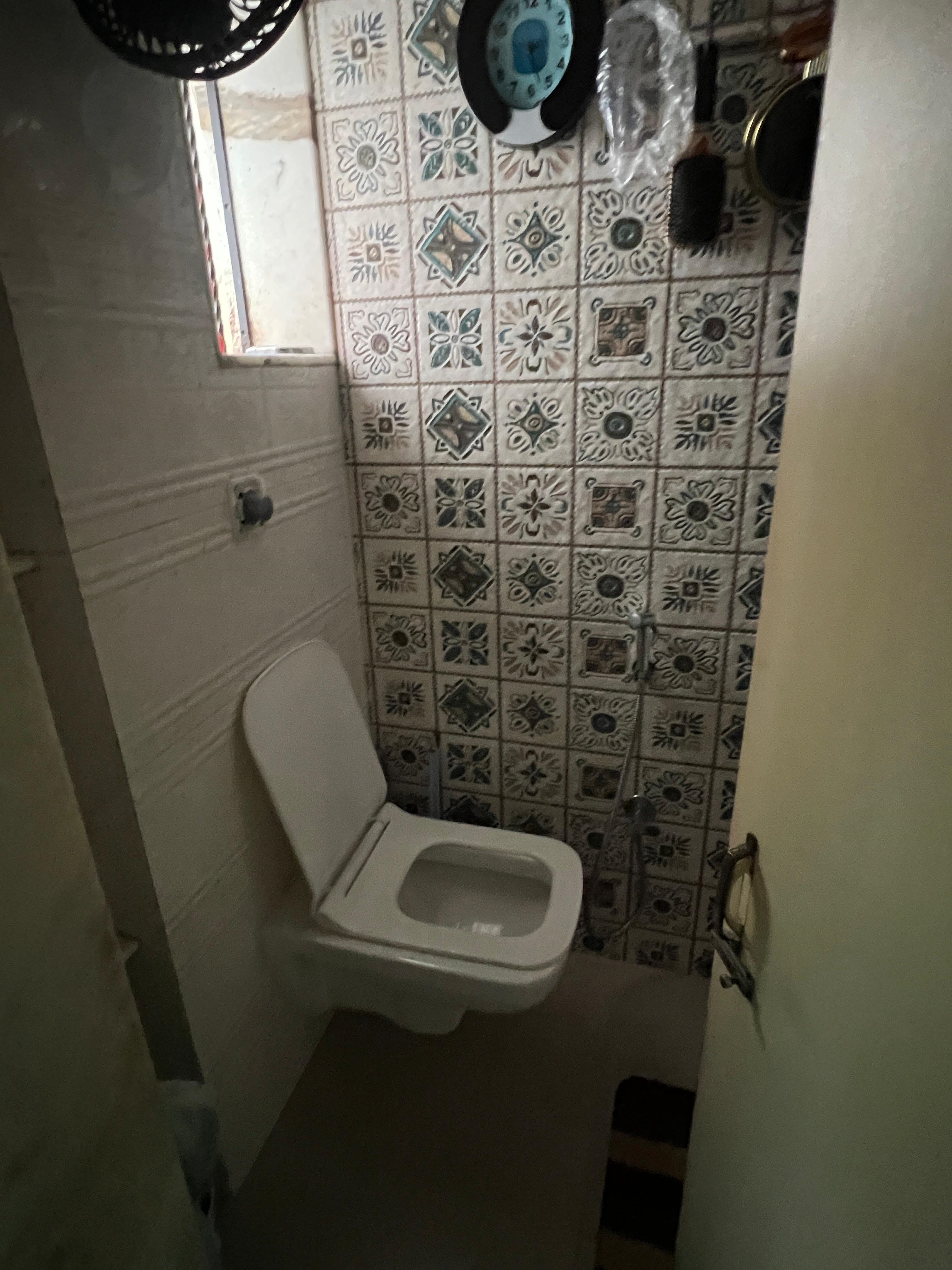 2½ BHK Flat on Rent in Bandra West - St Annes Apartment