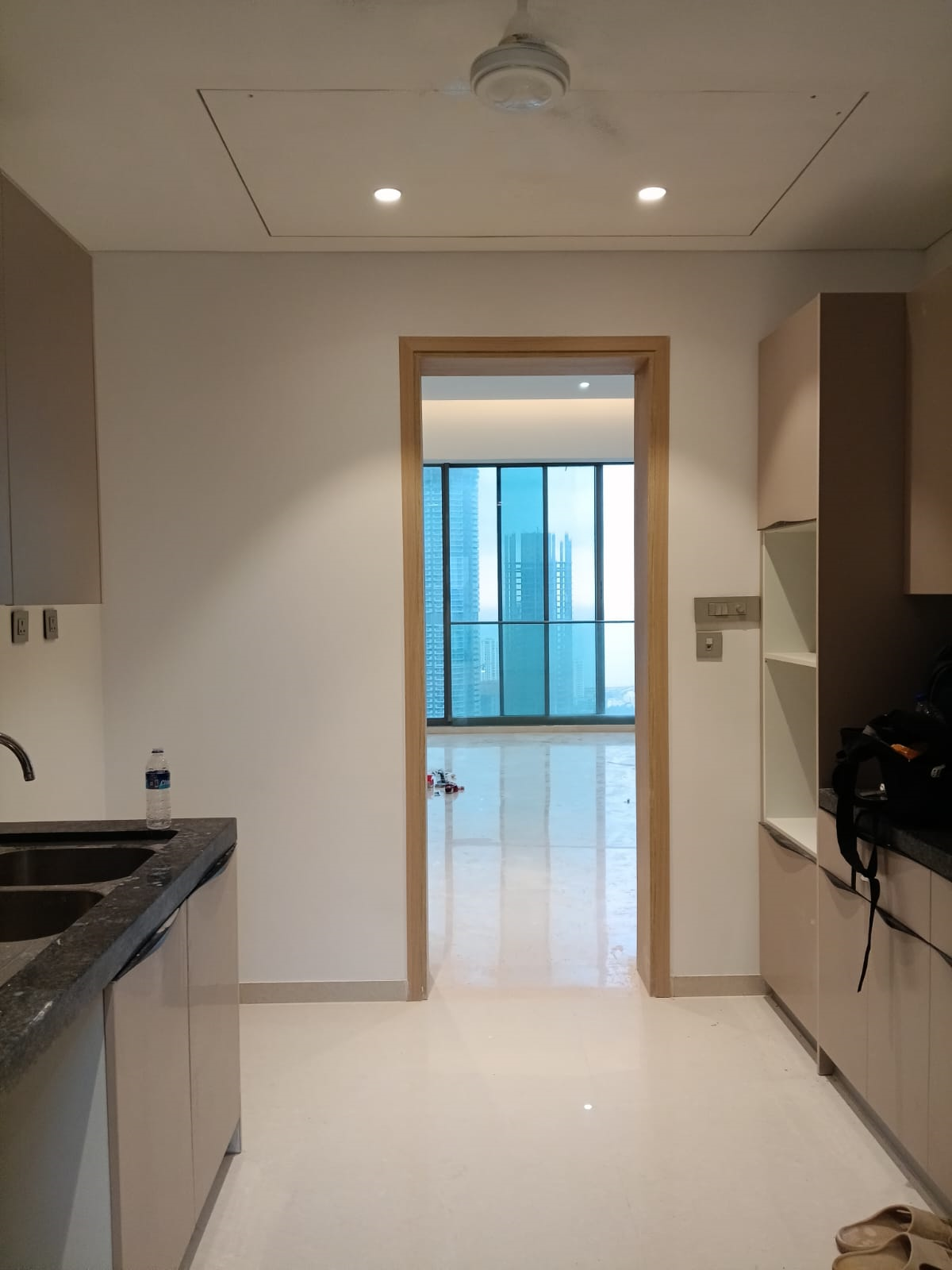 4 BHK Flat on Rent in Prabhadevi - Rustomjee Crown