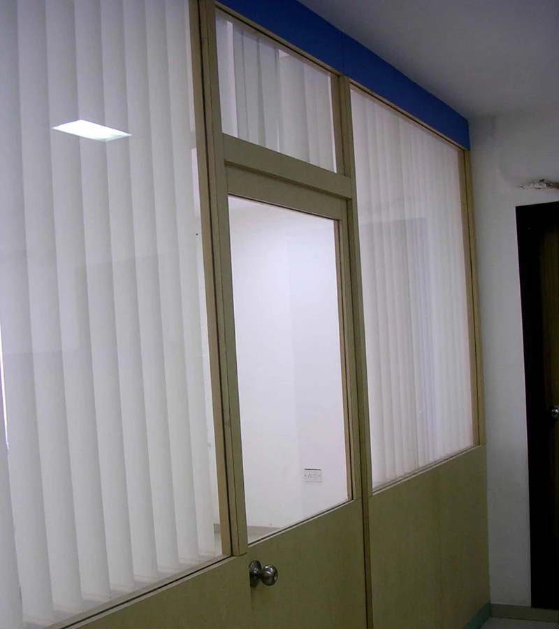 4 - Raheja Centre, Nariman Point
