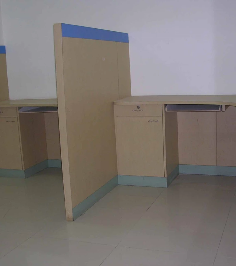 6 - Raheja Centre, Nariman Point