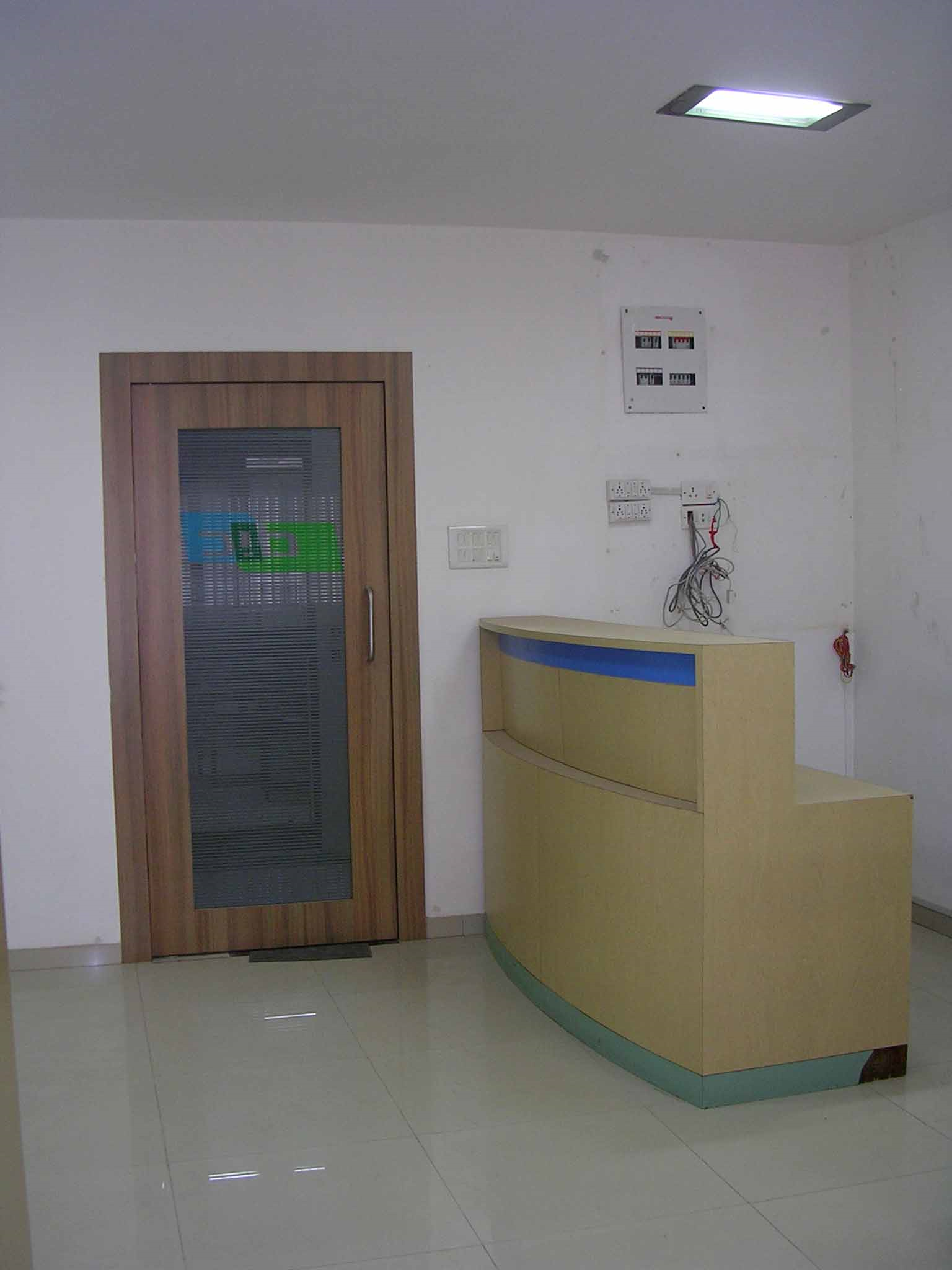 Office Space Office on Rent in Nariman Point - Raheja Centre