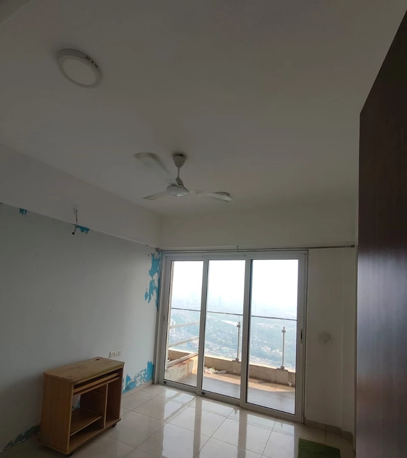 14 - Crescent Bay, Parel