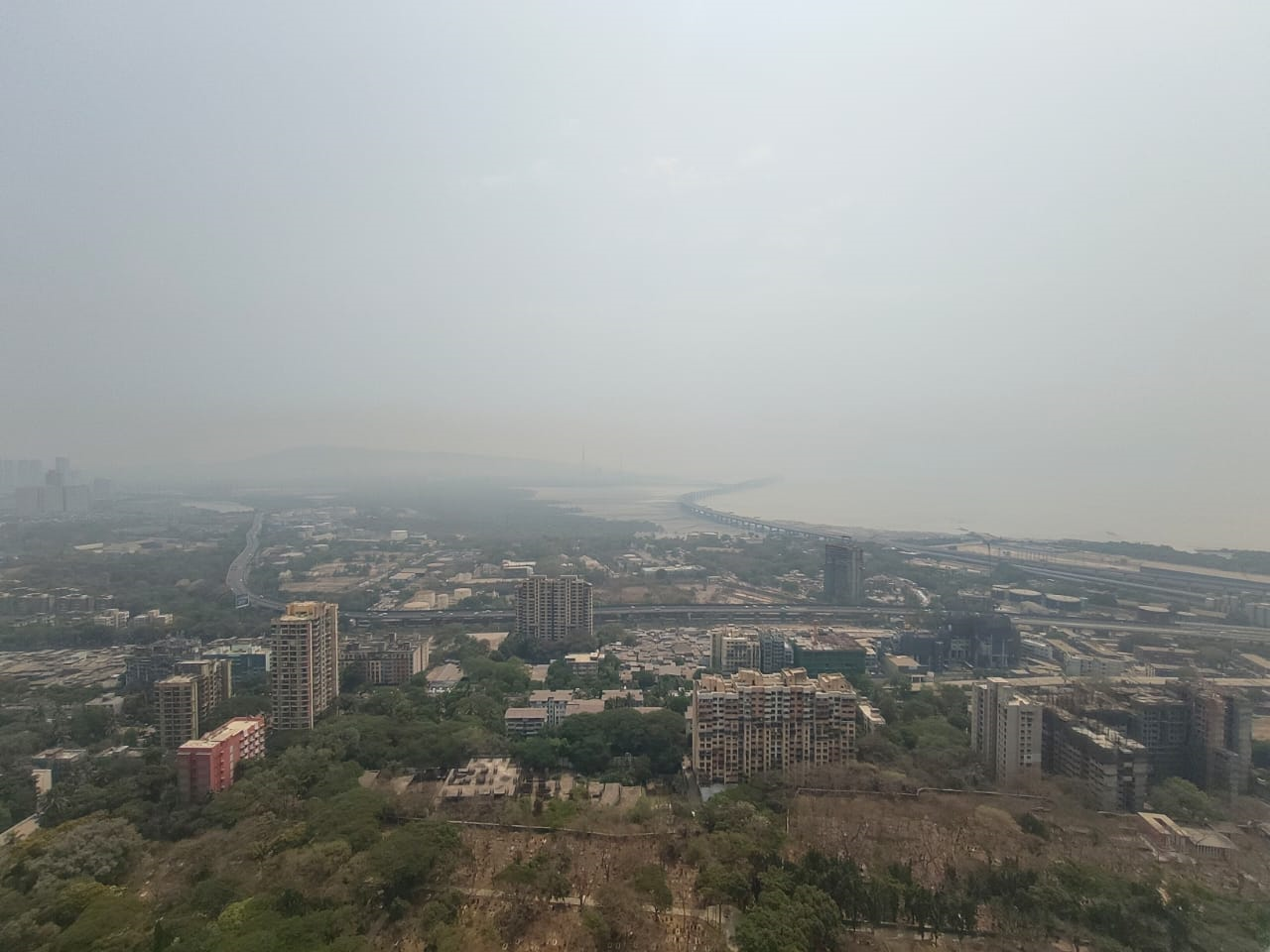 5 - Crescent Bay, Parel