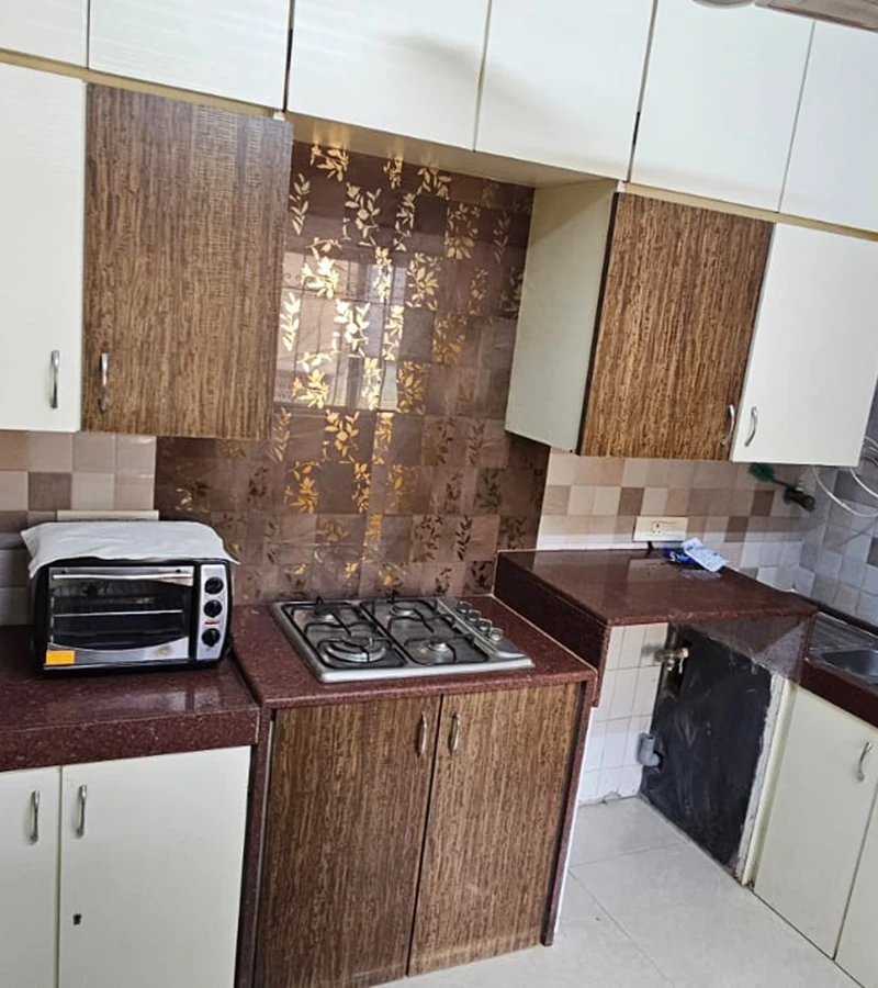 11 - Mahesh Cottage, Mahim