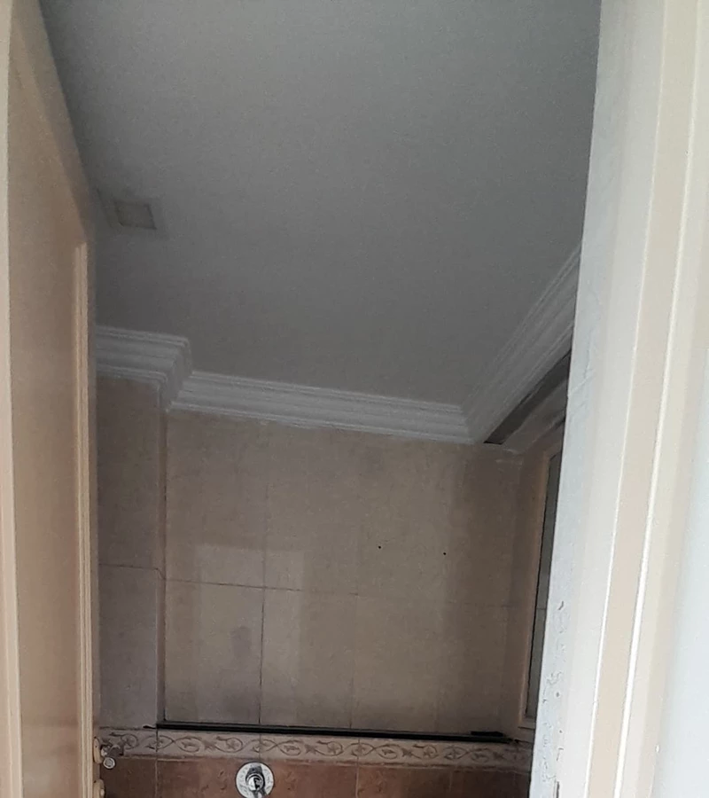 10 - Renaissance, Andheri West