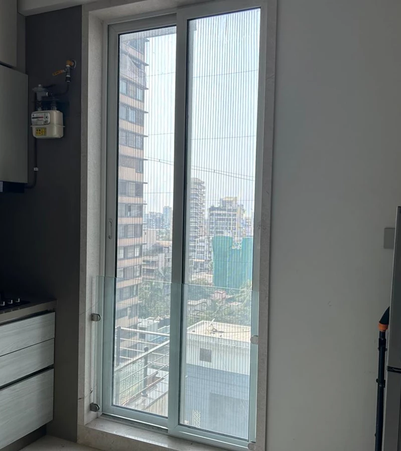8 - Benezet, Bandra West