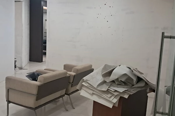 Office on rent in Ascot Centre, Andheri East