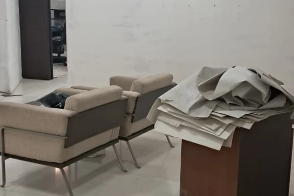 Office on rent in Ascot Centre, Andheri East