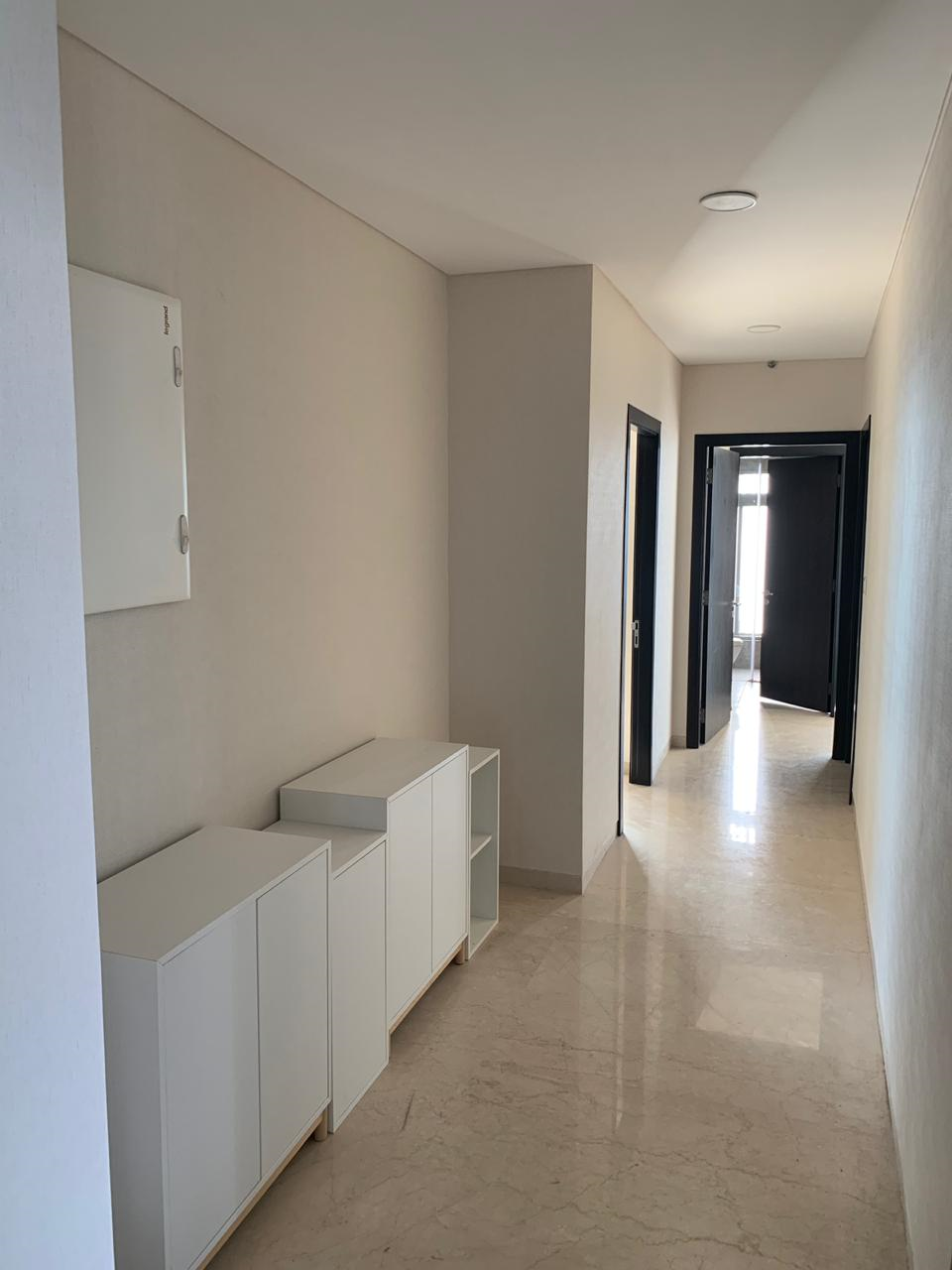 4 BHK Flat on Rent in Andheri East - Oberoi Prisma