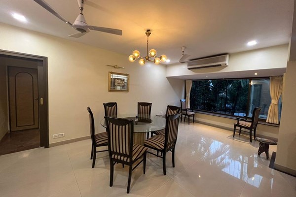 Flat for sale or rent in Mamta Apts, Juhu