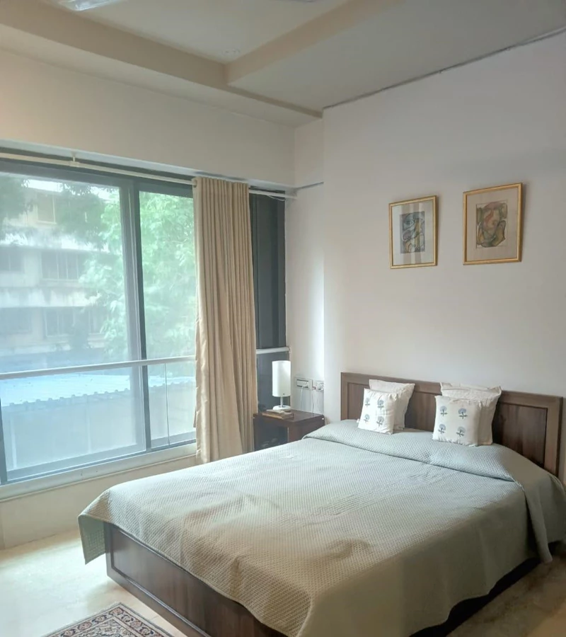 2 - Lakhani Signature, Bandra West