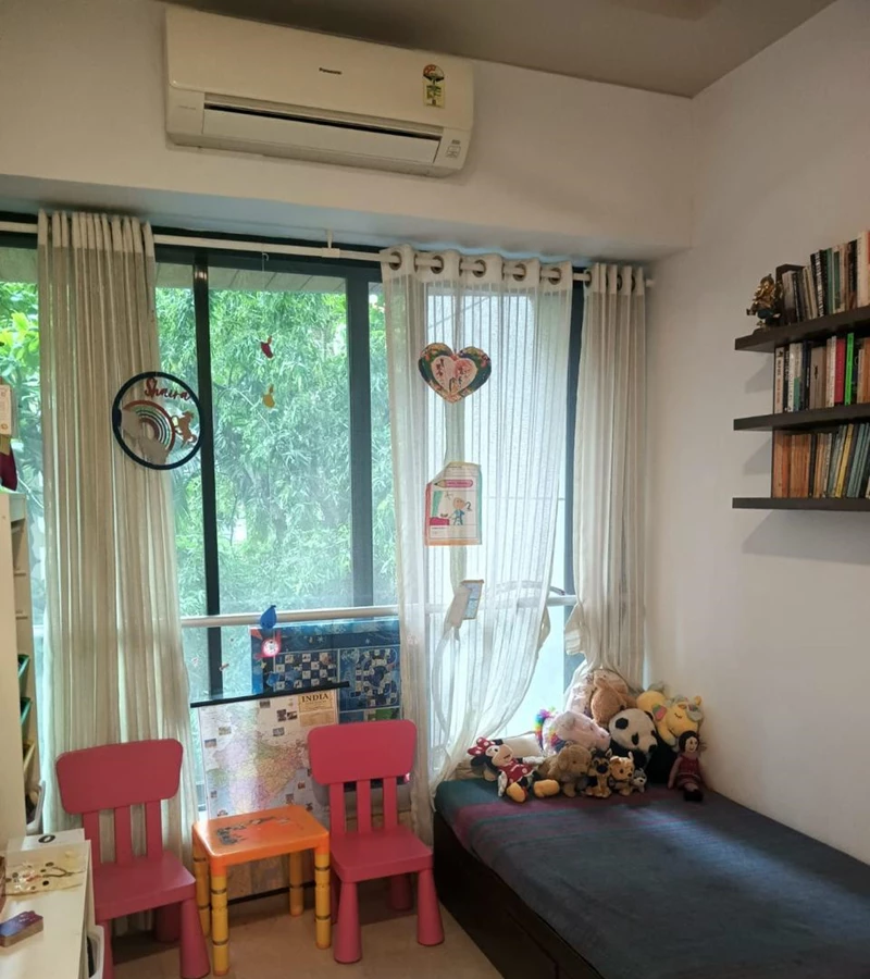 6 - Lakhani Signature, Bandra West