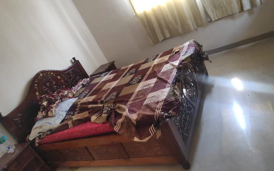 4 - Corinthian, Colaba