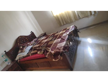 4 - Corinthian, Colaba